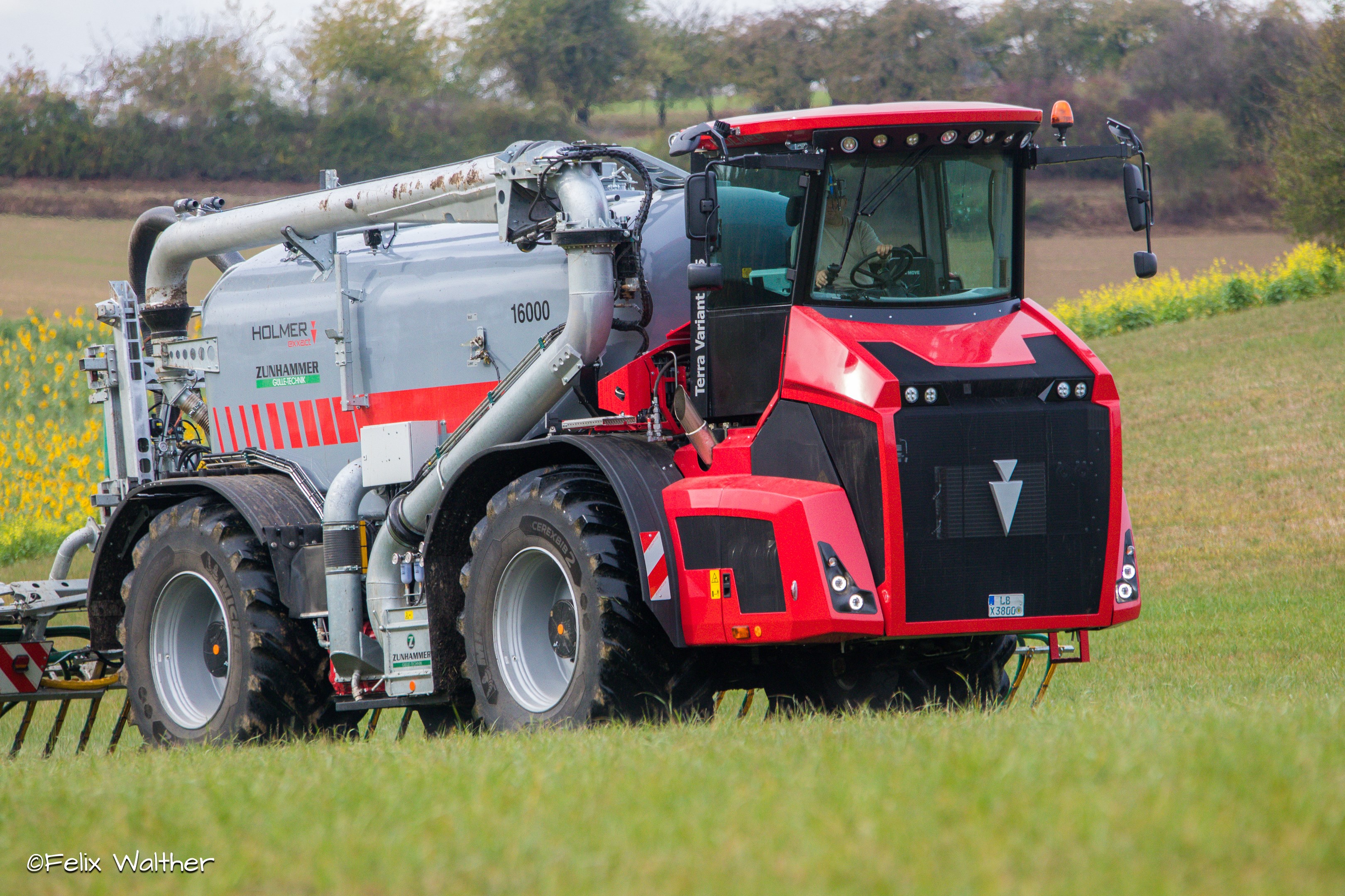 Claas Xerion 3800