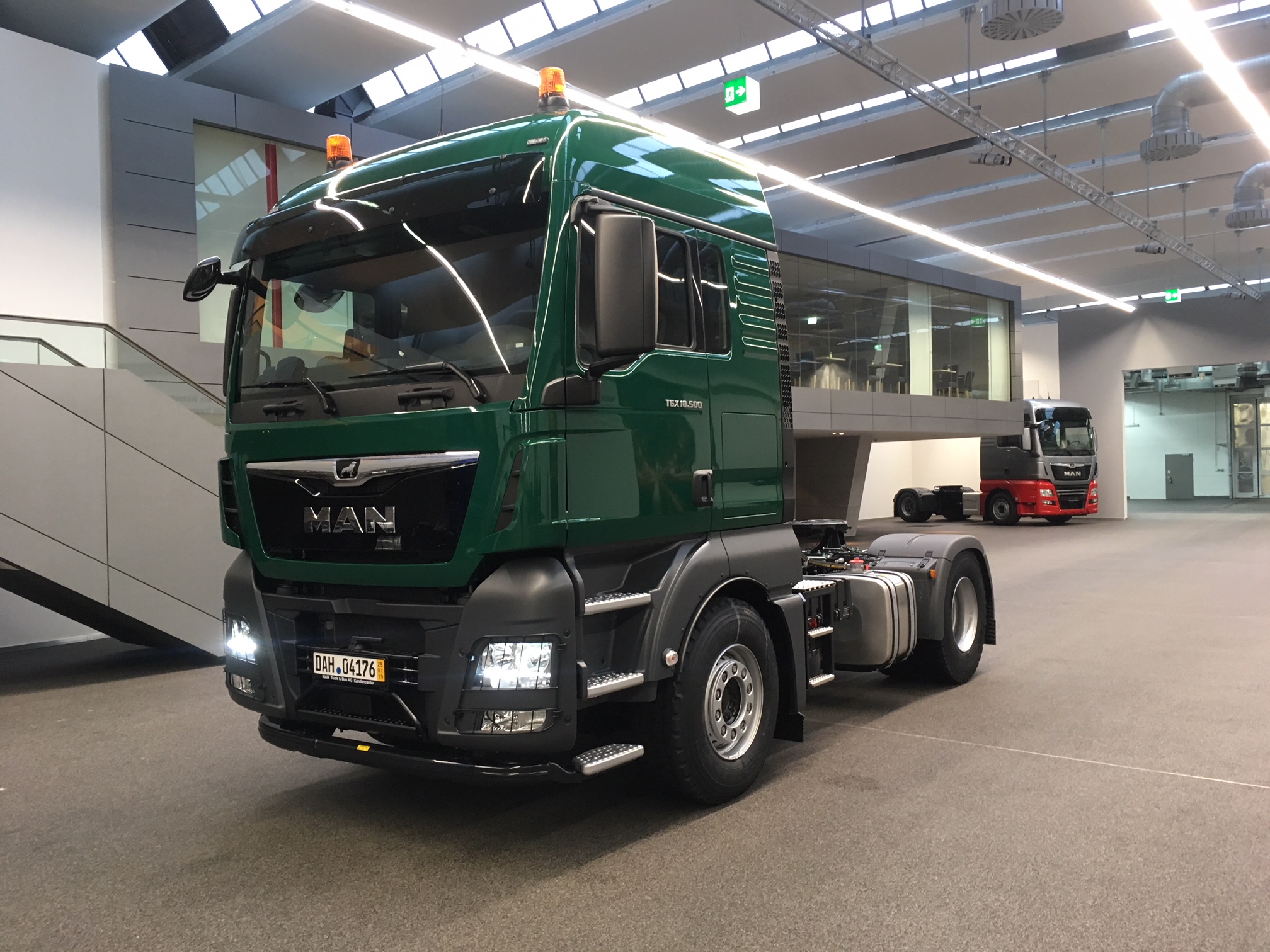 LKW mit Sattelauflieger